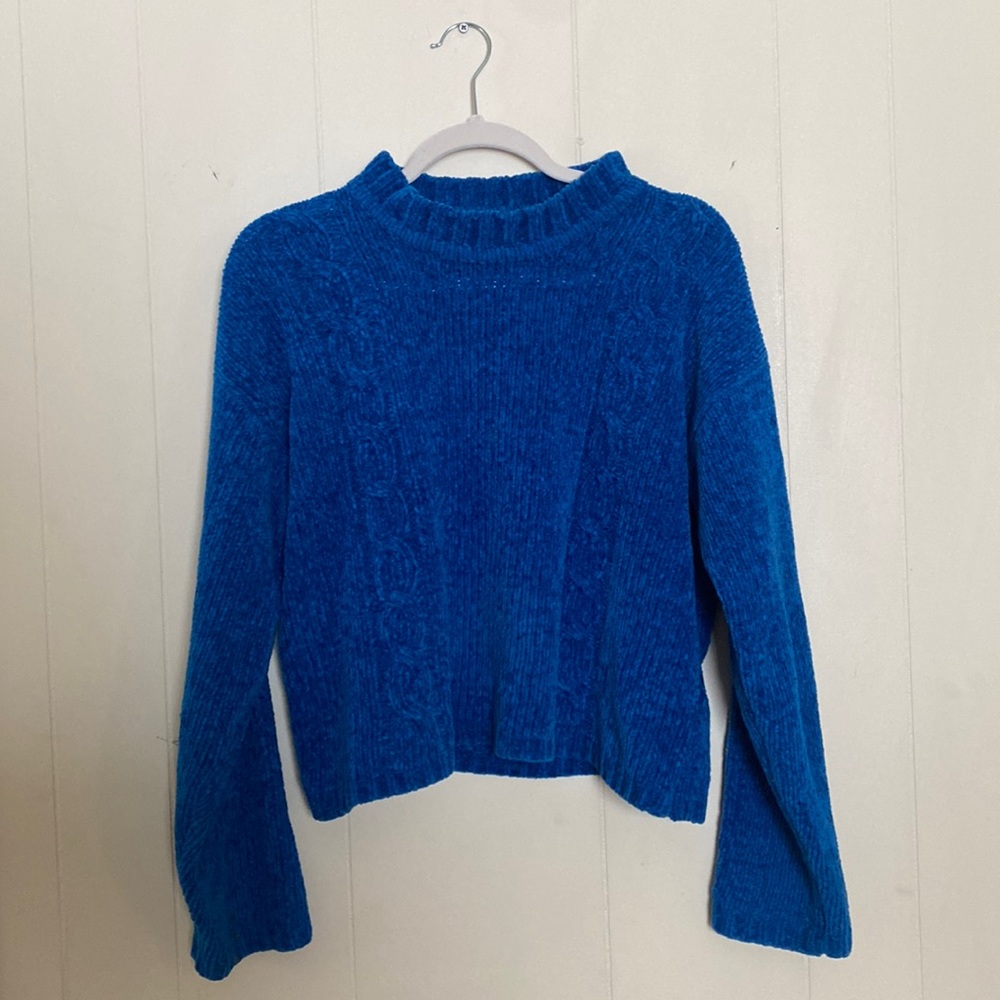 Cropped Sweater